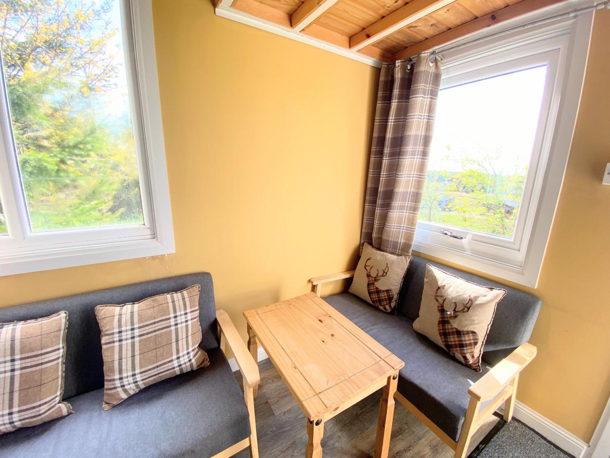 Blair Tiny House With Private Hot Tub - Fife - Loch Leven - Lomond Hills Villa ดันเฟิร์มลิน ภายนอก รูปภาพ